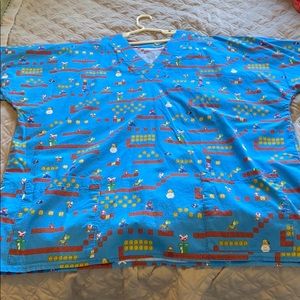 Men’s scrub top